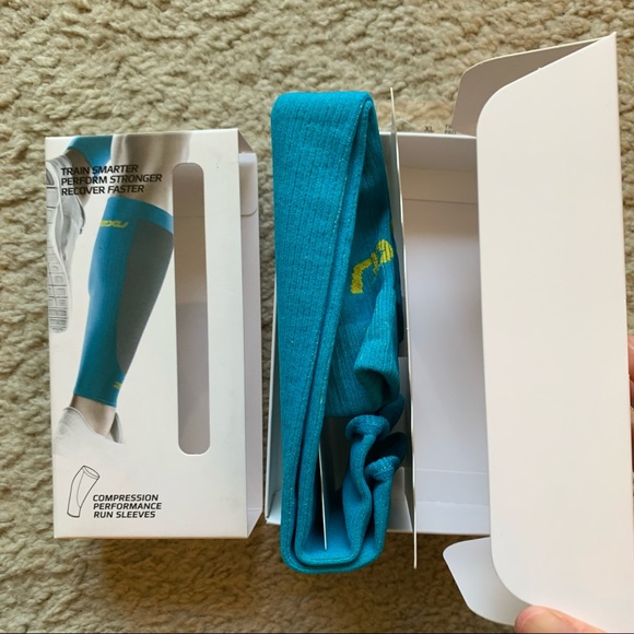 NWT Unisex 2xu Compression Performance Run Sleeves - Turquoise Calf Sleeves - Picture 4 of 6